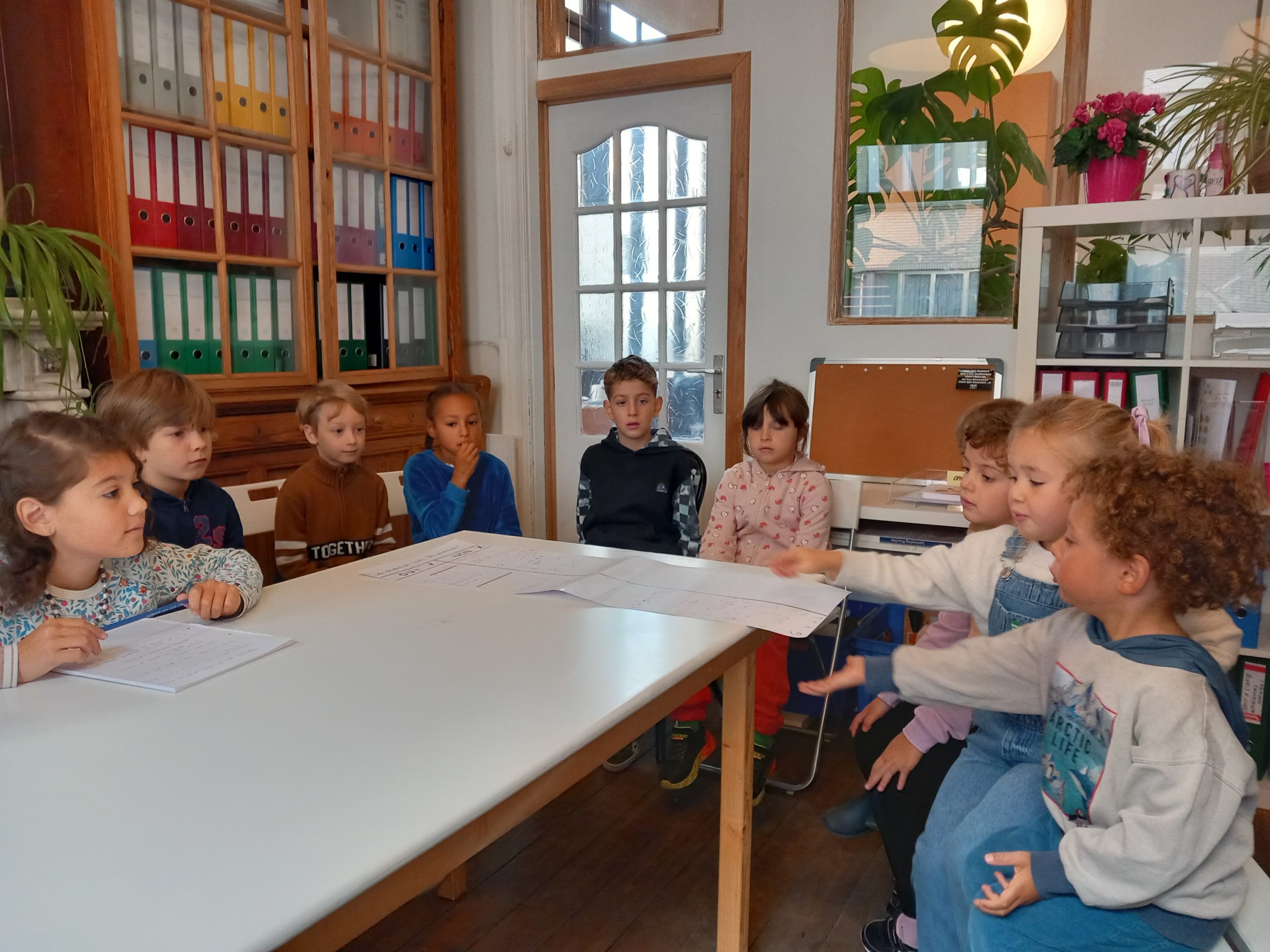 Débat au conseil d’école : faut-il mélanger maternelle et primaire pendant les récréations ?